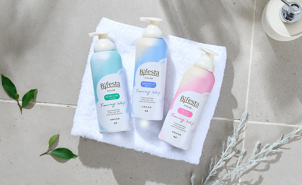 Bifesta facial foam in a bathroom with a visual of dense carbonated foam